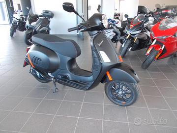 Piaggio Vespa 300 GTS hpe - 2024
