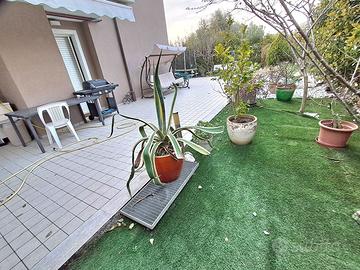 Appartamento con giardino