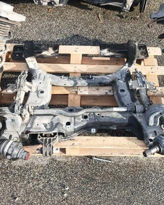 Infinity QX30 2.2d 4x4 2015> Avantreno