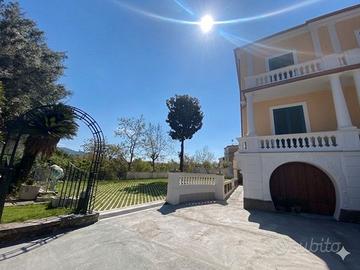 Trilocale con terrazzino