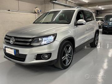 VOLKSWAGEN Tiguan 2.0 TDI 110 CV Sport & Style B