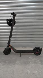 Monopattino Ninebot E25E