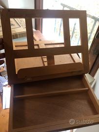 Cavalletto da tavolo per artista con cassetto