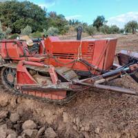 Trattore cingolato FIAT 855c + Lama apripista