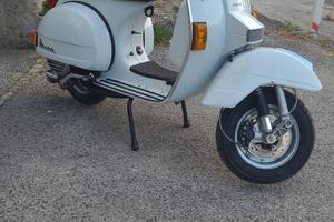 Piaggio Vespa PX125