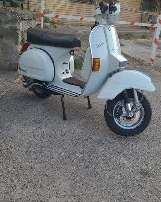 Piaggio Vespa PX125