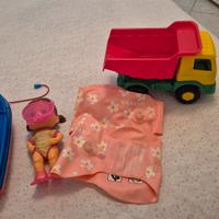 giochi mare bambina e braccioli