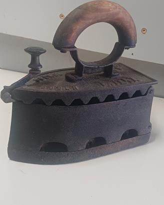 Ferro antico a carbonella