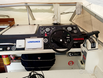 Imbarcazione Fairline Sounfuri