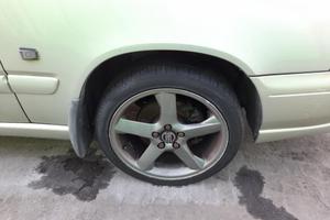 FUSELLO RUOTA ANT. DX. VOLVO V70 «I» (1997)