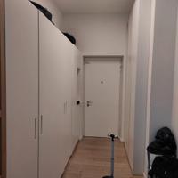 Armadio bianco moderno design ingresso corridoio