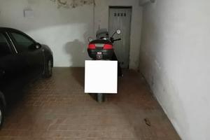 Posto moto o scooter Smart zona Tribunale