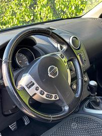 Nissan  qashqai