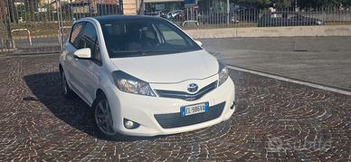 Toyota Yaris 1.3 5 porte Active CVT Stop & Start