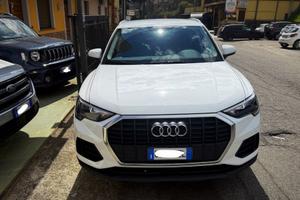 Audi Q3 2.0 TDI S tronic Business - 10/2021