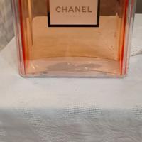 Factice coco Chanel gigante originale