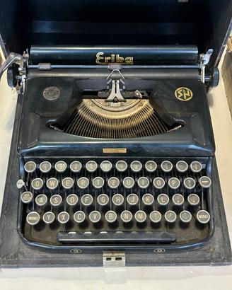 Macchina da Scrivere vintage Erika anni '30/'40