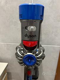 DYSON V7