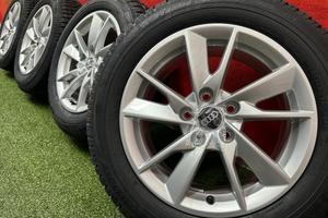 Cerchi Audi A4 Gomme Invernali GoodYear 205 60 16