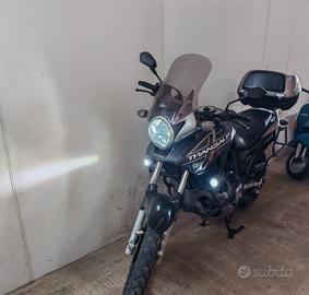 Honda Transalp 700 anno 2010