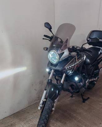 Honda Transalp 700 anno 2010