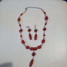 Collana e orecchini  alta bigiotteria 