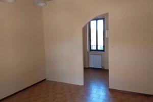 LOCALE COMMERCIALE
