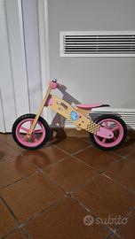 Bici in legno senza pedali