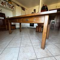 Tavolo in noce massello