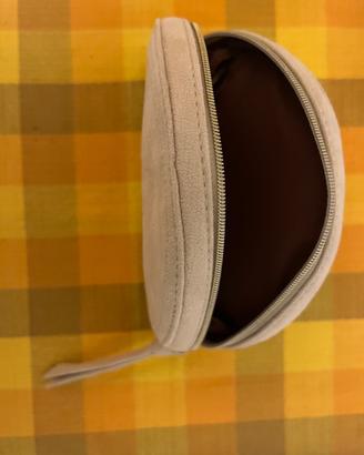 Pochette Guerlain beige dorata