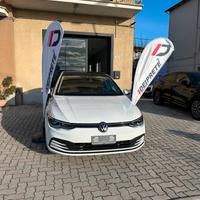 Volkswagen Golf 2.0 TDI DSG 5p. Executive BlueMoti