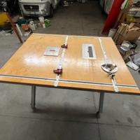 Tavolo d lavoro con guide