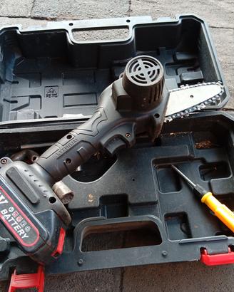 motosega a batteria 