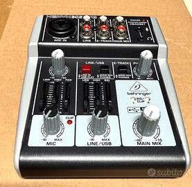 Behringer Xenyx 302USB