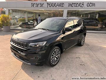 Jeep Compass Summit km0 a 329 euro al mese senza a