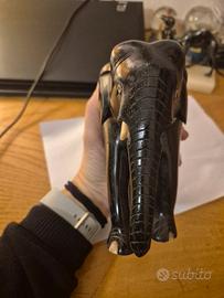 Statuetta Elefante Vintage Intagliata a Mano in V