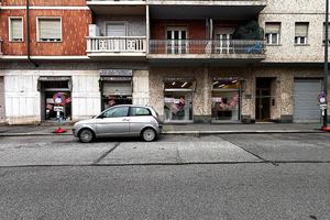 NEGOZIO A TORINO