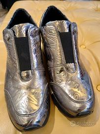 scarpe argento  love Moschino 