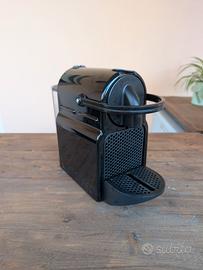 Macchina del caffe Nespresso Inissia Krups Nera