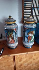 coppia vasi terracotta finemente decorati