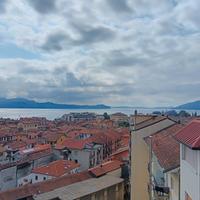 Verbania Appartamento ultimo piano vista lago