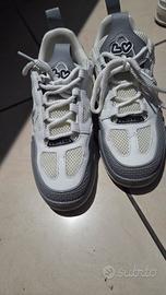 Lv skate 42 grigie usate