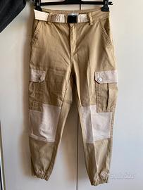 Pantaloni cargo