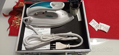 Ferro da stiro da viaggio con valigetta