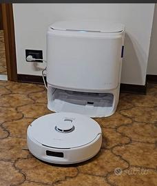 Robot aspirapolvere lavapavimenti