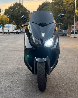 Yamaha TMAX 530 – 2012 – 23.000 km – Akrapovic