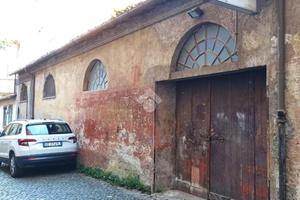 LABORATORIO A GENZANO DI ROMA