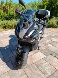 Honda adv 350 special edition