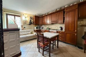 CASA SEMINDIPENDENTE A LANZO TORINESE