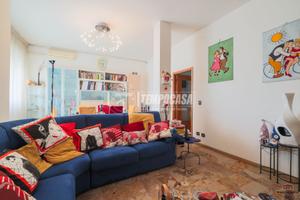 AMPIO APPARTAMENTO ZONA RUBICONE